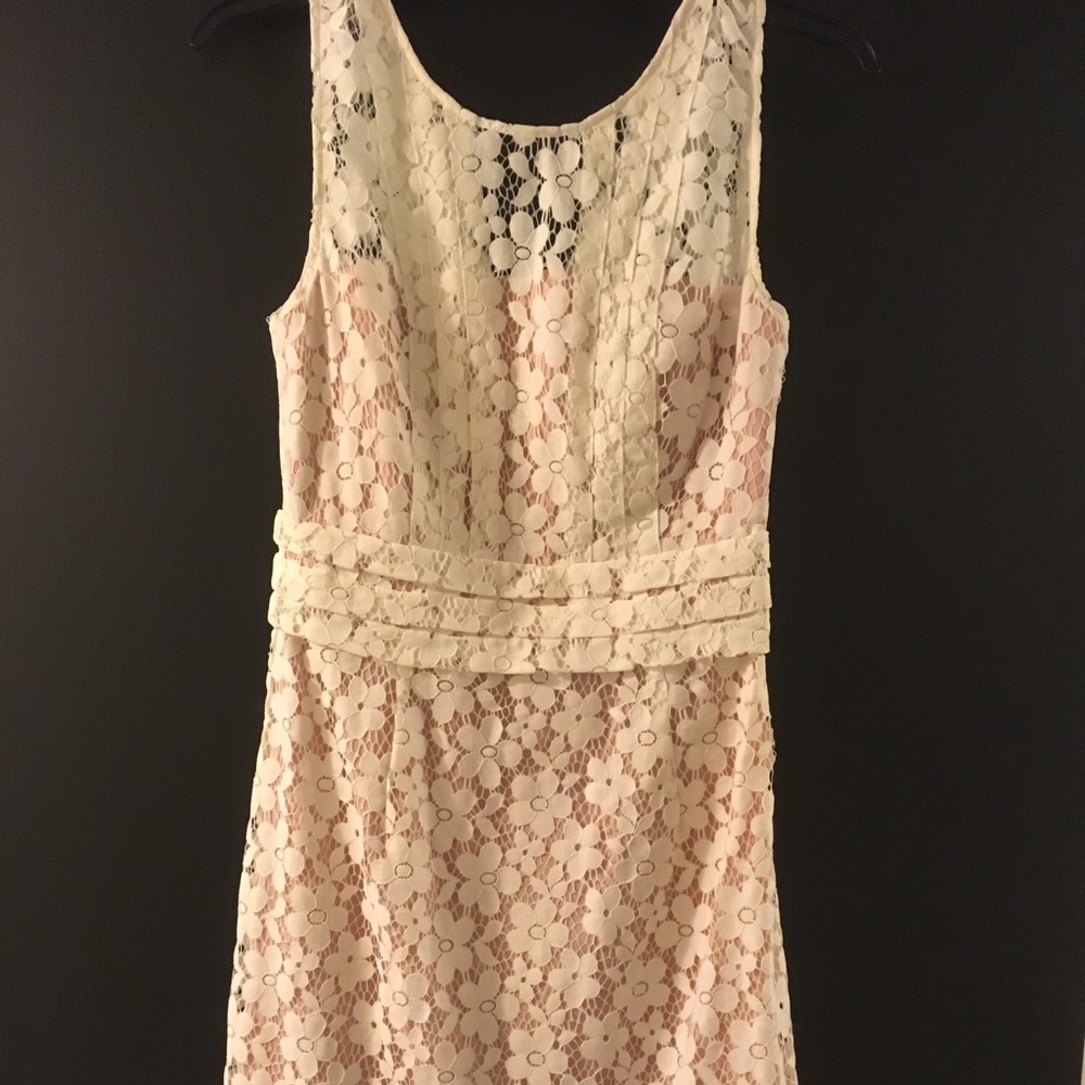 Donna Morgan cream & blush dress. Sz 2. Worn once.